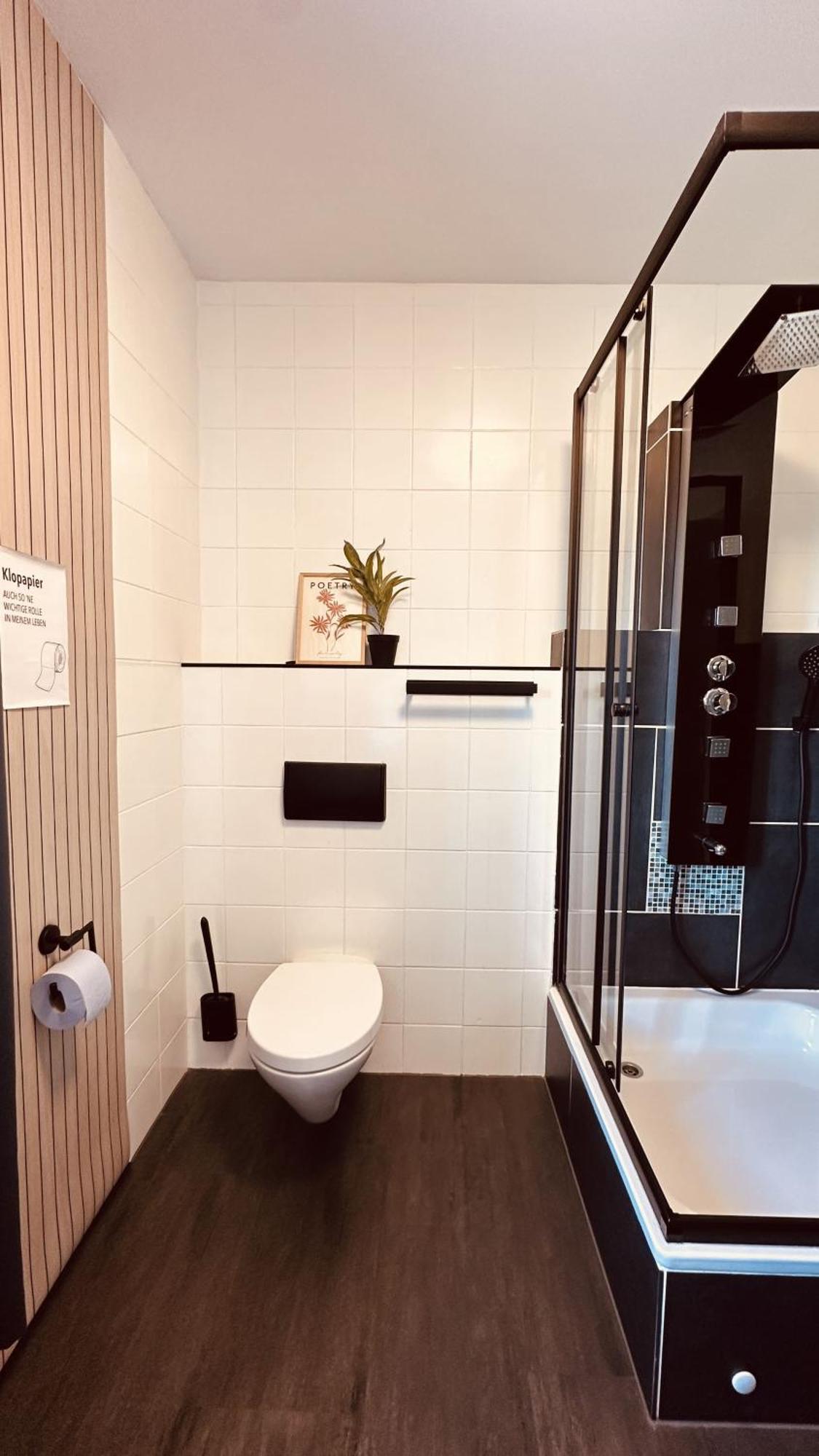Apartment Mit Netflix - Parken - Kueche - Bad 魏登 外观 照片